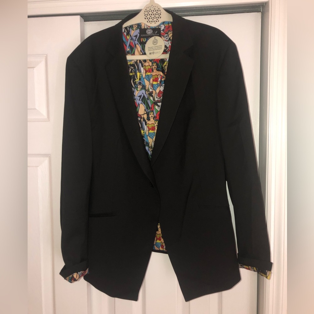 DC Comics Womens Superhero’s Blazer 
NEW W/Tags  Size 22